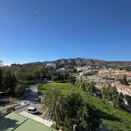 Apartment Hill 435 *